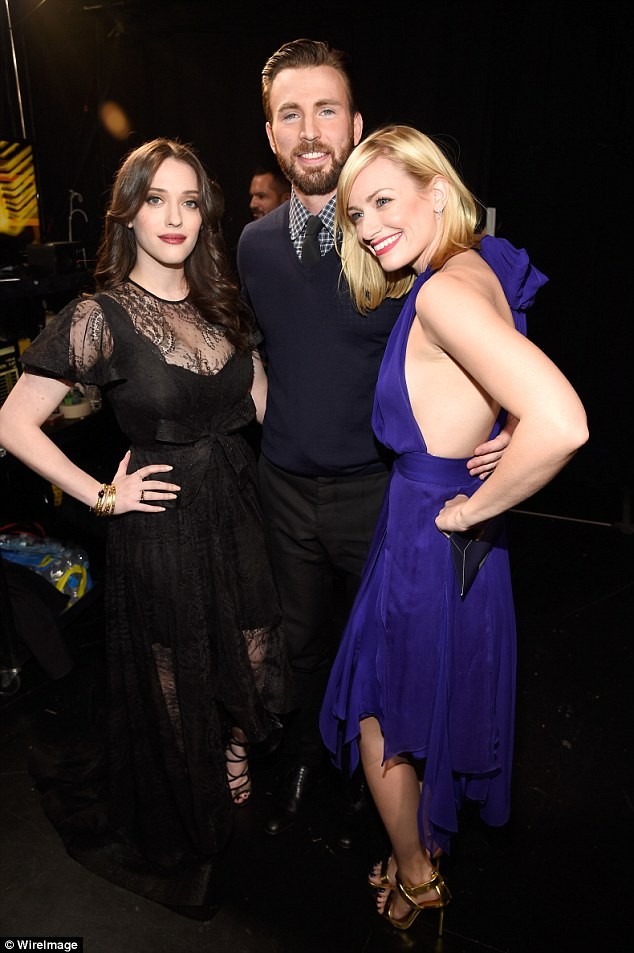Dàn sao Hollywood nô nức tham dự People's Choice Awards 2015 - ảnh 14