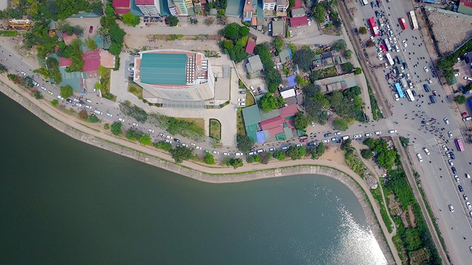 Đường “cong mềm mại” ở đô thị kiểu mẫu nhìn từ trên cao - ảnh 1