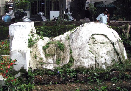 Cổ mộ hình 'ngưu miên' ở Sài Gòn - ảnh 2