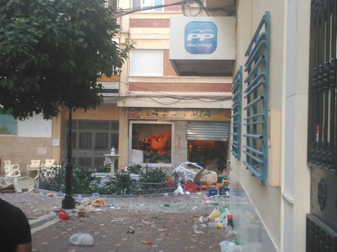 Nổ khí gas ở quán cafe, hơn 70 người bị thương - ảnh 3