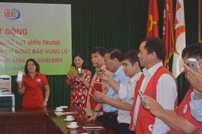 Phát động chương trình nhắn tin “Vì đồng bào vùng lũ” - ảnh 2