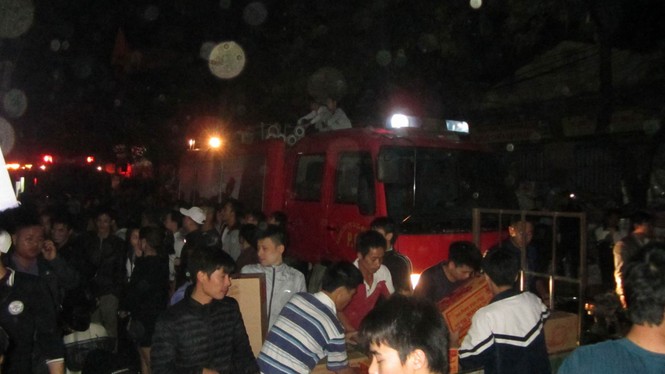 Cháy lớn ở điểm công nghiệp xã La Phù - ảnh 1