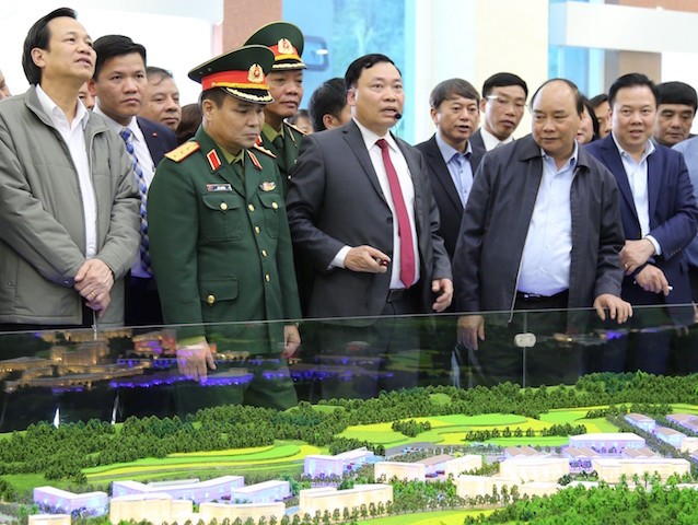 Thủ tướng Nguyễn Xuân Phúc thăm quân dân Trà Lĩnh - ảnh 1