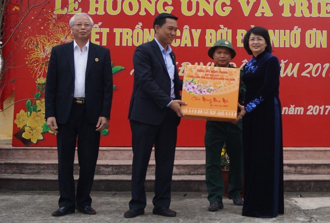 Trồng cây bảo vệ biên giới, khẳng định chủ quyền - ảnh 3