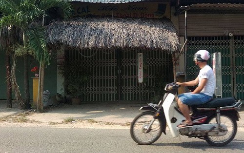 Cảnh sát làm việc với bạn trai của cô gái có hình xăm hoa hồng - ảnh 1