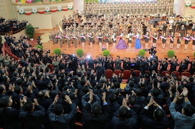 Chủ tịch Triều Tiên gọi vụ thử bom H là ‘thắng lợi được trả bằng máu’ - ảnh 7
