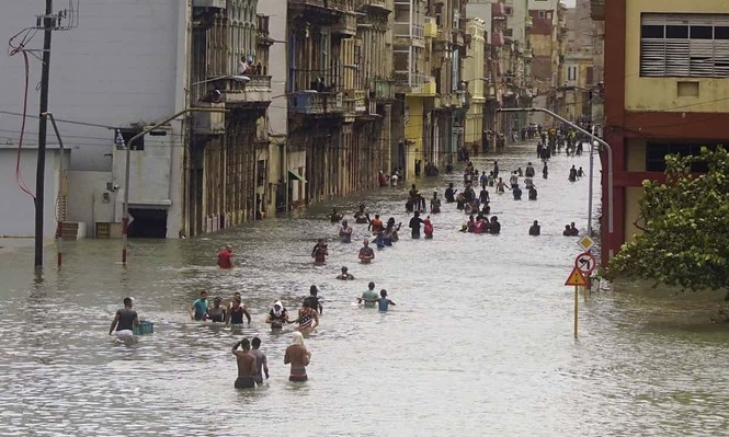 Chủ tịch Triều Tiên gửi điện chia buồn với Cuba về bão Irma - ảnh 1