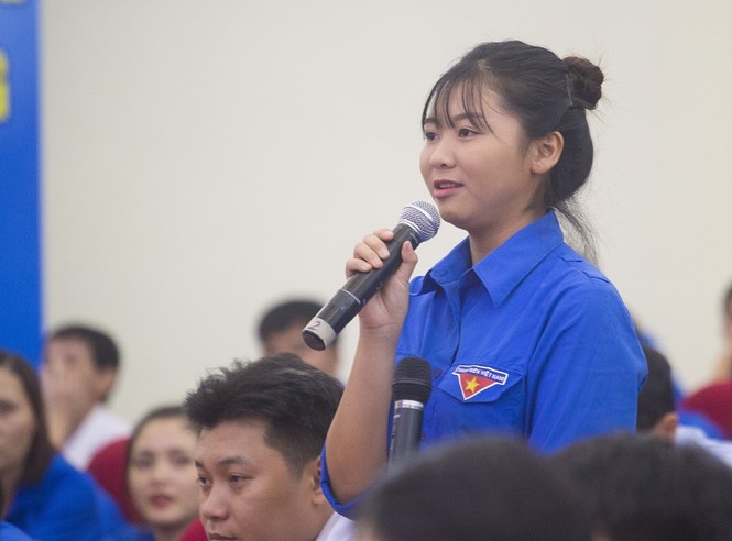 Bí thư Tỉnh uỷ trực tiếp giải đáp tâm tư, nguyện vọng của tuổi trẻ Quảng Ninh - ảnh 2