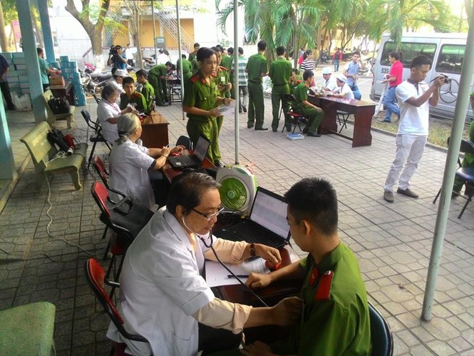 Chủ nhật Đỏ tiếp nhận 9.116 đơn vị máu - ảnh 67
