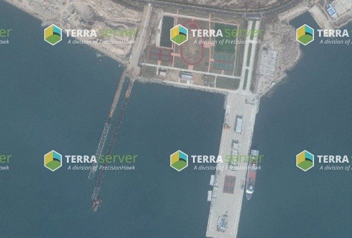 Trung Quốc xây bến đậu cho tàu sân bay thứ hai - ảnh 1