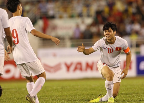 U23 Việt Nam vs U23 Malaysia (3-0): 'Hái lộc' đầu năm - ảnh 11