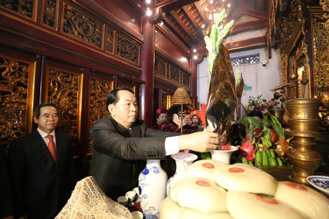 Chủ tịch nước dâng hương tưởng nhớ các Vua Hùng - ảnh 4