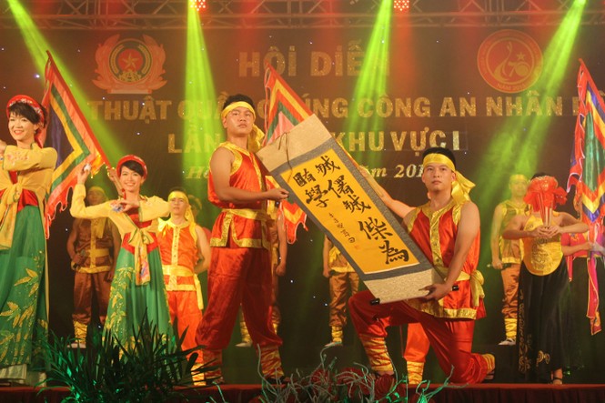 Tình nguyện lập công vì an ninh Tổ quốc - ảnh 5