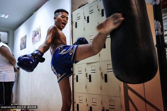 Trẻ em “bán” tuổi thơ tập luyện Muay Thái mong thoát nghèo - ảnh 5