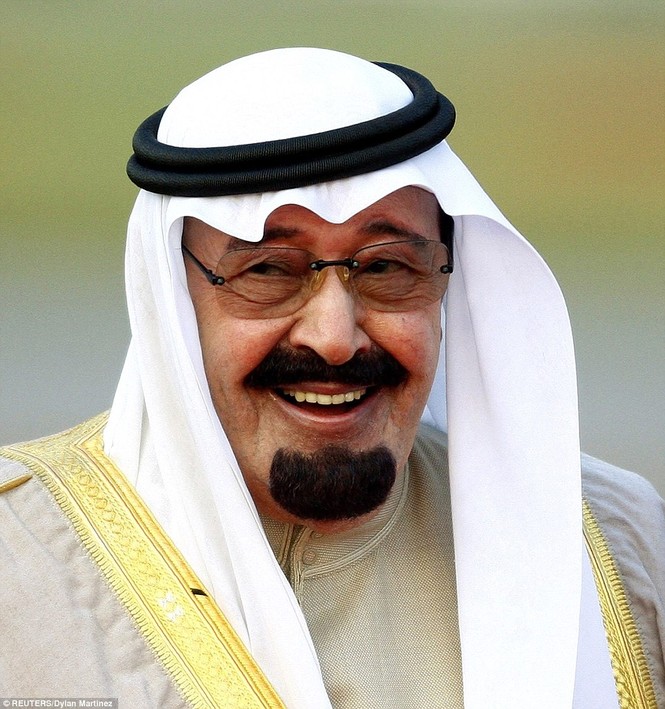 Lễ an táng đơn giản của Quốc vương Arab Saudi - ảnh 9