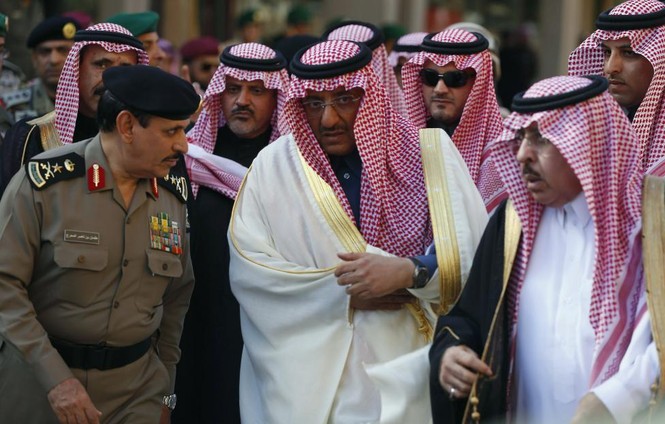 Lễ an táng đơn giản của Quốc vương Arab Saudi - ảnh 4