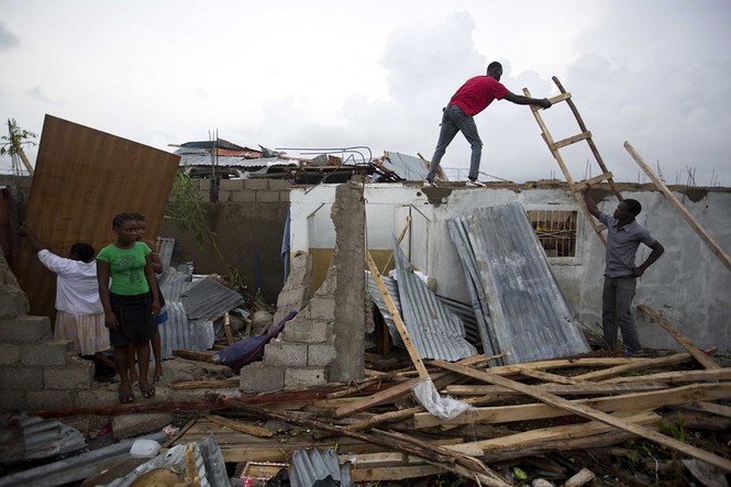 Bão kinh hoàng tàn phá Haiti, 261 người thiệt mạng - ảnh 9