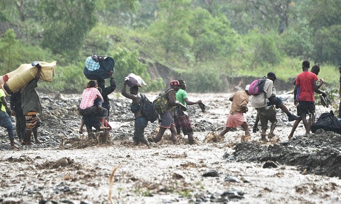 Bão kinh hoàng tàn phá Haiti, 261 người thiệt mạng - ảnh 11
