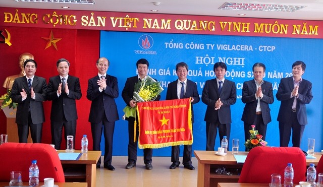 Viglacera đạt doanh thu hơn 13.500 tỷ đồng năm 2014 - ảnh 2
