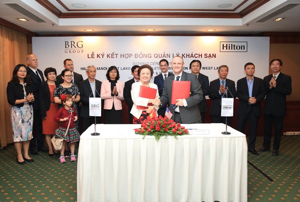 Công ty Cổ phần Khách sạn Thắng Lợi ký kết hợp tác với Hilton Worldwide - ảnh 1