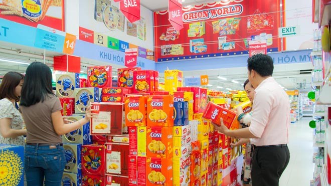 Thị trường bánh kẹo mùa tết sớm - ảnh 1