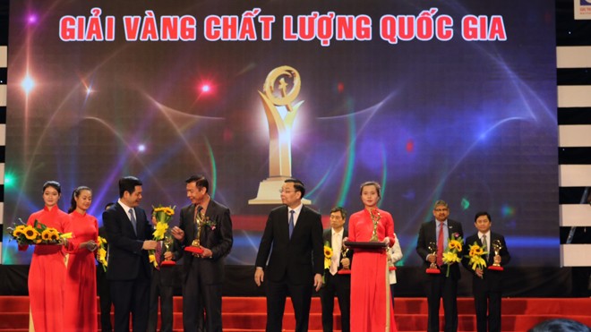 Công ty Cổ phần Gốm Đất Việt nhận giải thưởng chất lượng vàng quốc gia - ảnh 2
