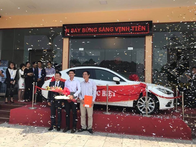 Niềm vui nhân đôi cho khách hàng may mắn - ảnh 1
