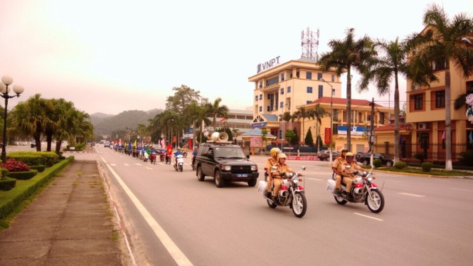 Tập huấn về an toàn giao thông và kỹ năng lái xe năm 2017 - ảnh 6