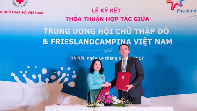 Hội chữ thập đỏ Việt Nam và Frieslandcampina Việt Nam ký kết thỏa thuận hợp tác - ảnh 1