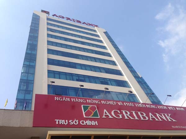 Fitch Ratings nâng triển vọng IDR dài hạn của Agribank - ảnh 1