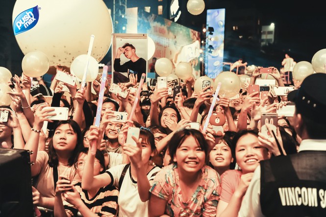15.000 Teen Hà Thành ‘quẩy tung’ tại đêm nhạc Pushmax - ảnh 12