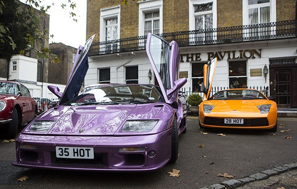 Đại gia Lamborghini lái xế thường để thử lòng bạn gái - ảnh 4