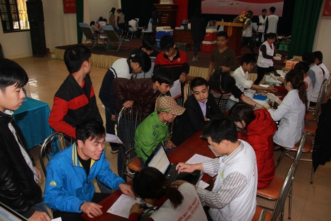 Náo nức Chủ Nhật Đỏ trên quê hương anh hùng Nguyễn Viết Xuân - ảnh 3