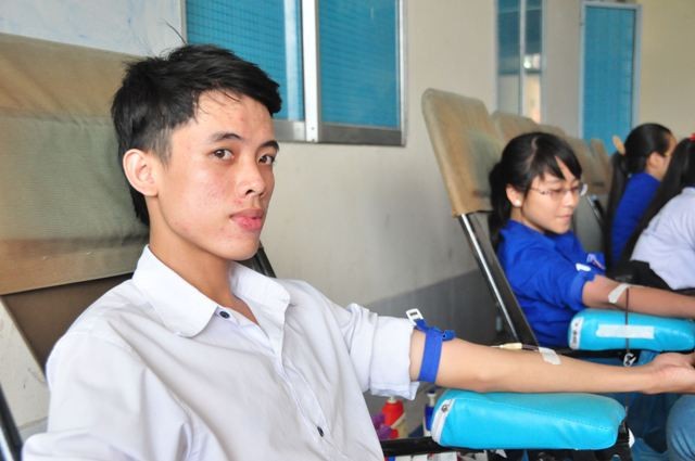 Thi xong tranh thủ hiến máu ngay - ảnh 6