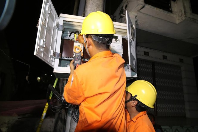 Xã đảo Hòn Nghệ có điện lưới quốc gia - ảnh 2
