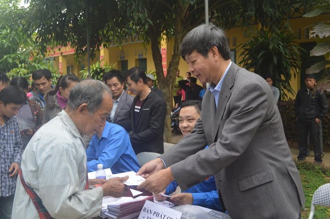 Mang Tết ấm đến với các hộ nghèo tỉnh Thanh Hóa - ảnh 1