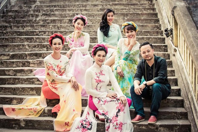 Mãn nhãn ngắm bộ sưu tập áo dài “Hà Nội 12 mùa hoa” - ảnh 3