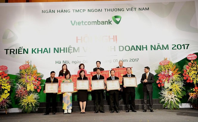 Mỗi cán bộ, nhân viên Vietcombank đang làm ra lợi nhuận tiền tỷ - ảnh 3