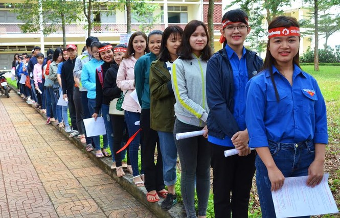 Rộn ràng hiến máu tại trường Cao đẳng Sư phạm Đắk Lắk - ảnh 9