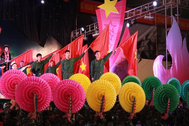 Đêm dạ hội lung linh của tuổi trẻ Quân đội - ảnh 7