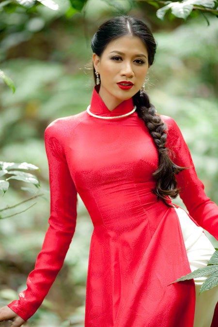 Nghệ sĩ Việt đòi 'tẩy chay' Hương Giang Idol - ảnh 1