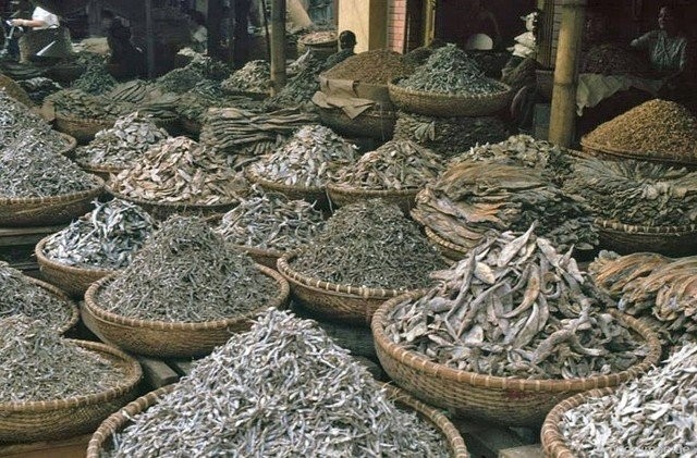 Nao lòng trước vẻ bình dị của những phiên chợ Hà Nội xưa - ảnh 10