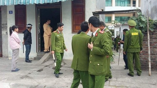 Nổ súng bắt đối tượng
