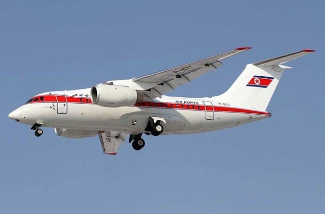 Lộ ảnh ông Kim Jong-un lái chuyên cơ - ảnh 7