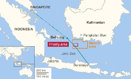 Tìm thấy 4 mảnh vỡ máy bay AirAsia - ảnh 1