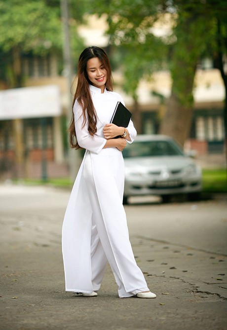 Vẻ đẹp dịu ngọt của các nữ sinh trường Giao thông - ảnh 8