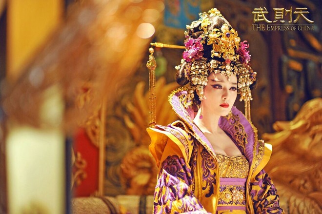 Những tạo hình cổ trang gợi cảm của Phạm Băng Băng - ảnh 10