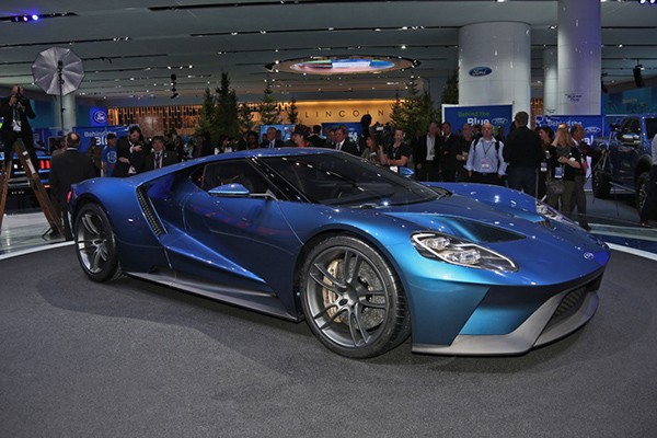 Ford trình làng siêu xe cạnh tranh Ferrari - ảnh 5