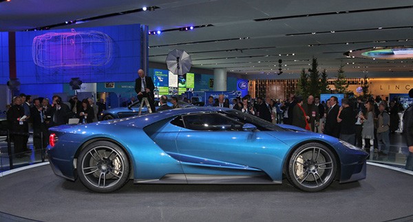 Ford trình làng siêu xe cạnh tranh Ferrari - ảnh 6