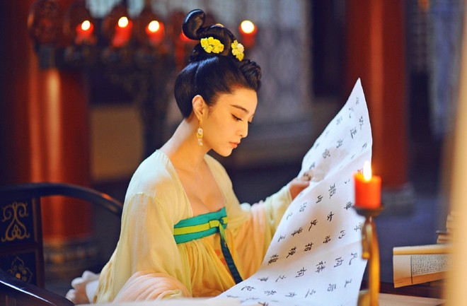 Những tạo hình cổ trang gợi cảm của Phạm Băng Băng - ảnh 8